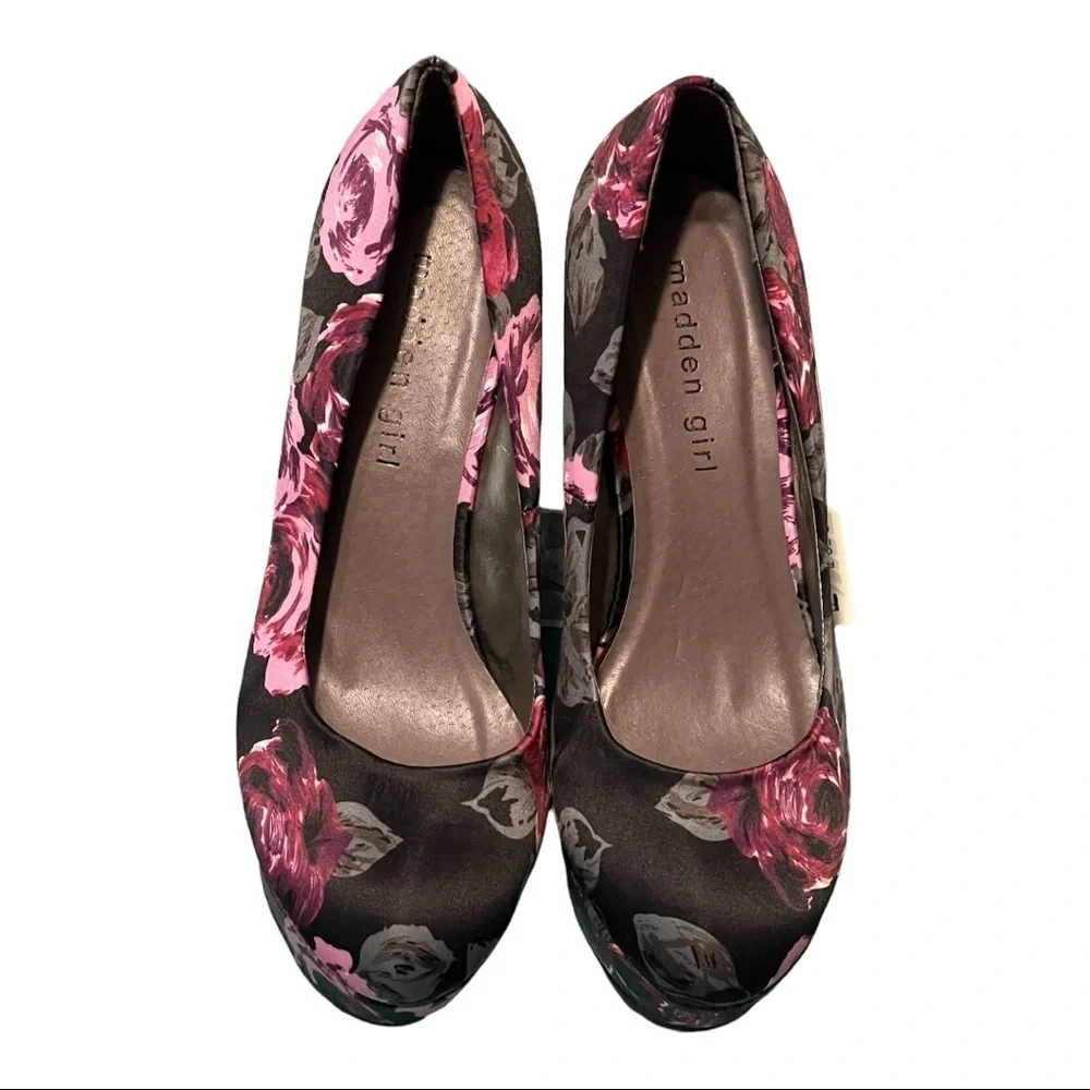 Madden Girl EXPLODE Satin Wedge Y2K Platform Heels Black Rose Glam Slip-On Shoes